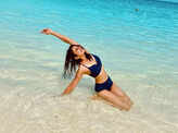 Rakul Preet Singh turns waterbaby, raises the mercury in a blue bikini