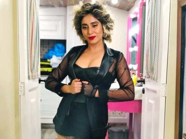 Neha Bhasin Images