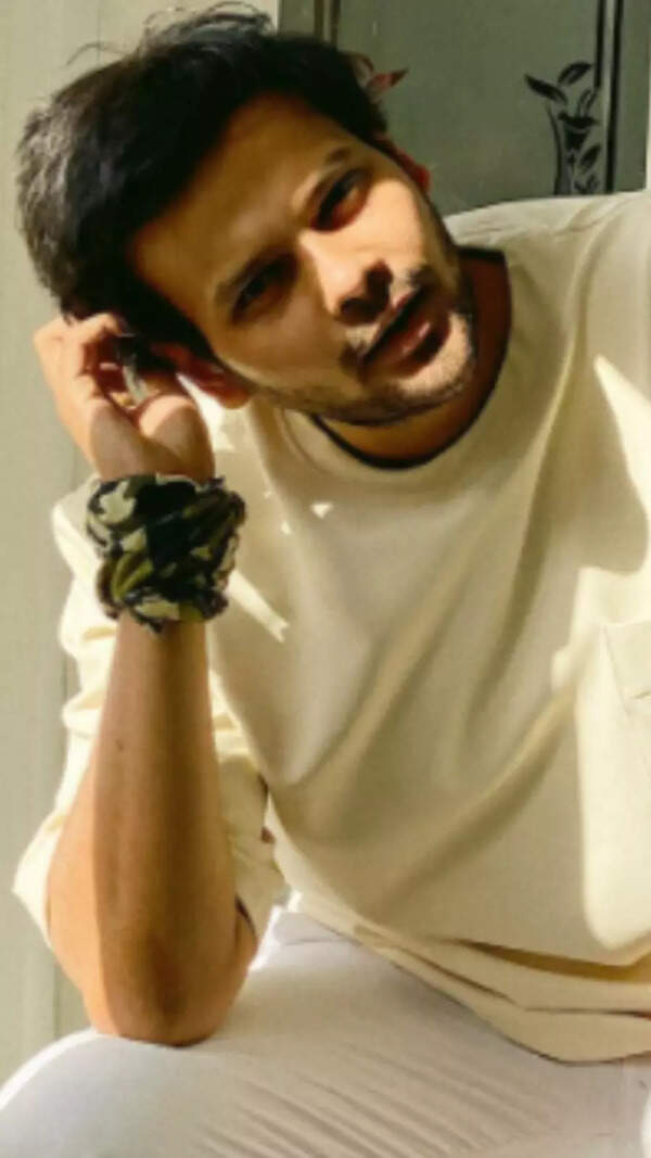 Adesh Singh Tomar Photos