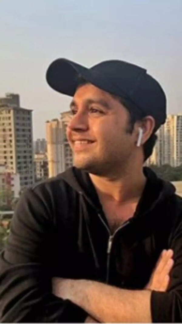 Hardik Sangani Photos