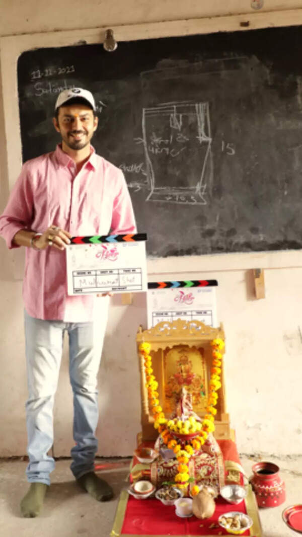 Dhwani Wallpapers