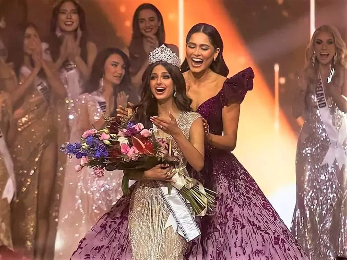 India S Harnaaz Sandhu Crowned Miss Universe 21