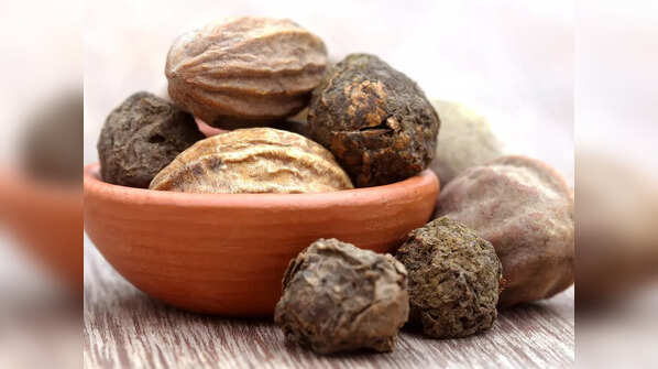 triphala-a-combination-of-ayurvedic-fruits-picture-id499517221