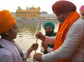 Rakesh Tikait visits Golden Temple