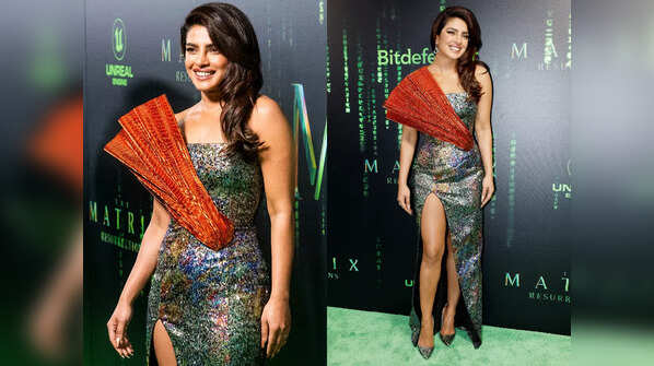 Priyanka Chopra Jonas' strapless gown grabs eyeballs at premiere of 'The Matrix Resurrections'