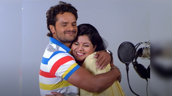 'Jhumka Jhulaniya'