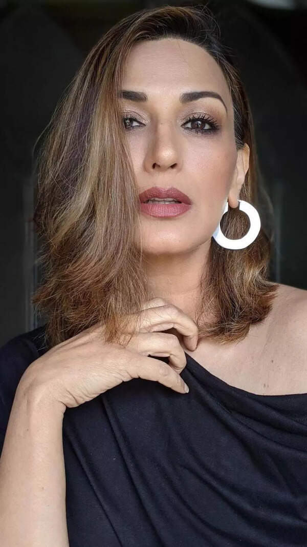 Sonali Bendre Stills