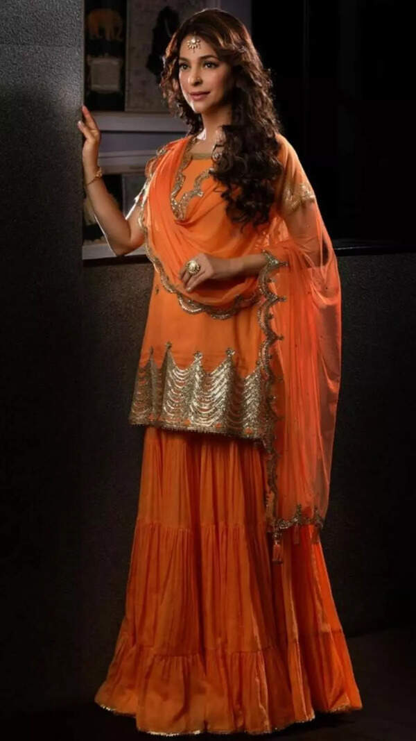 Juhi Chawla Pictures
