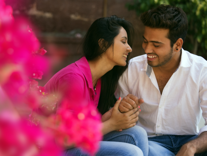 Psychologically proven signs someone likes you a lot | The Times of India