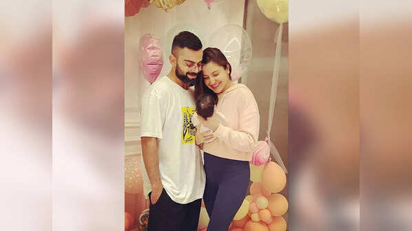 Anushka Sharma and Virat Kohli introduce daughter Vamika to the internet!