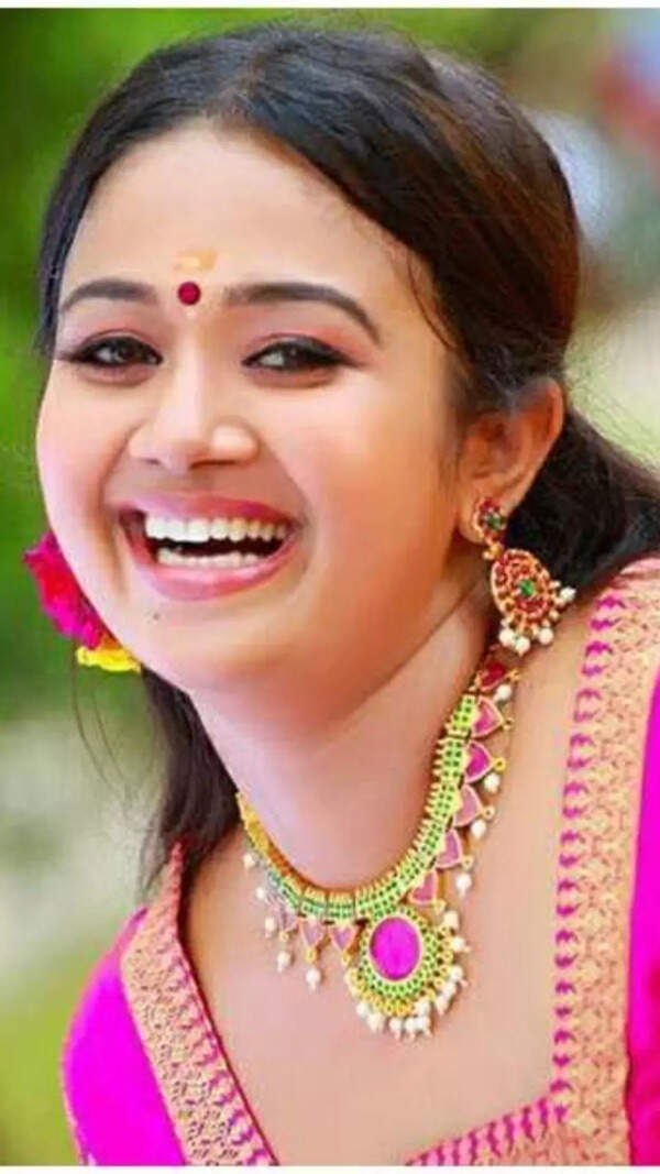 Sasi Wallpapers