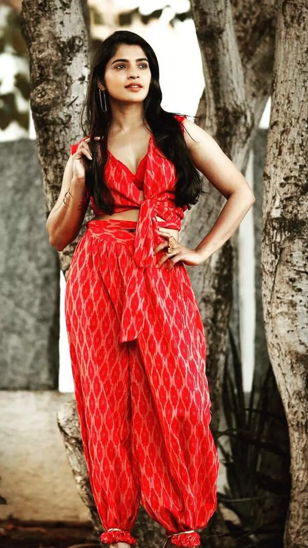 Sanchita Shetty Wallpapers