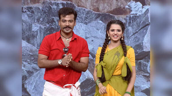 Aadu Thoma and Thulasi