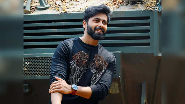 Ashwin Kumar - Oh Manapenne