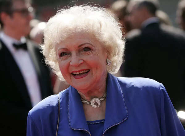 Betty White Wallpapers