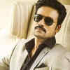 <i class="tbold">sj suryah</i>