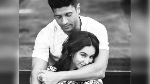 Celeb astrologer predicts Farhan Akhtar and Shibani Dandekar’s future together