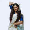 Article image for: <i class="tbold">traditional wear</i>