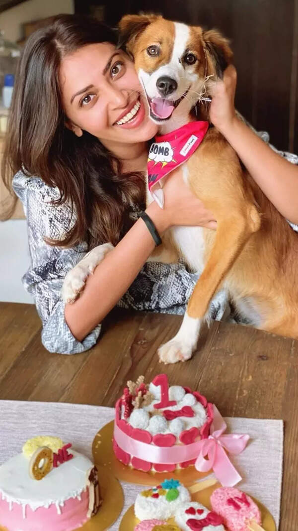 Anushka Ranjan Photos