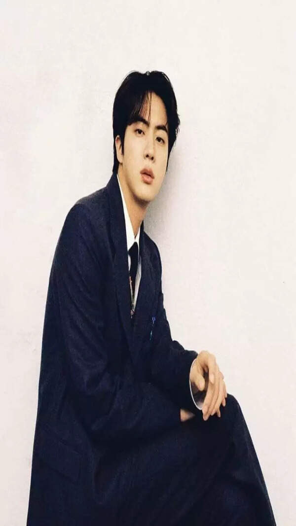 <em></em>Jin Wallpapers