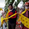 Article image for: Devotees offer half km of saree to river Yamuna for clean water