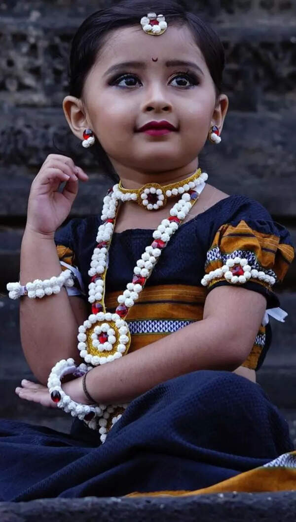 Myra Vaikul Wallpapers
