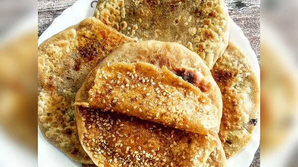 Gur Paratha