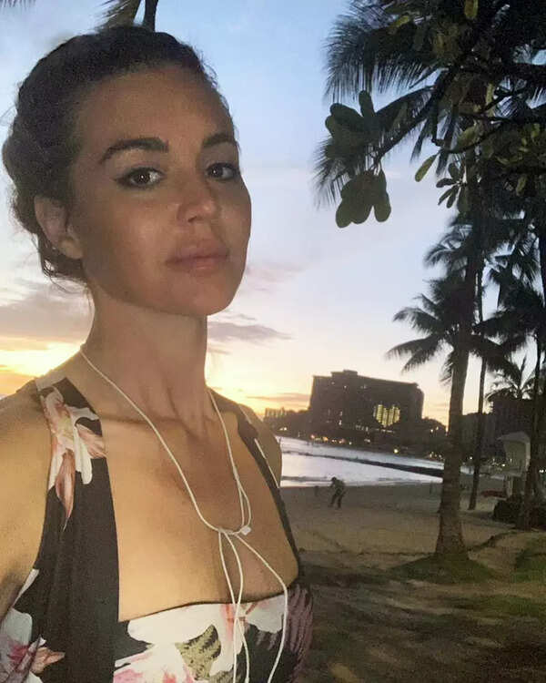 Samantha Lockwood Stills