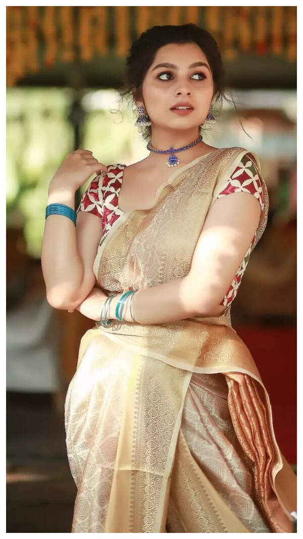 Niranjana Anoop Images