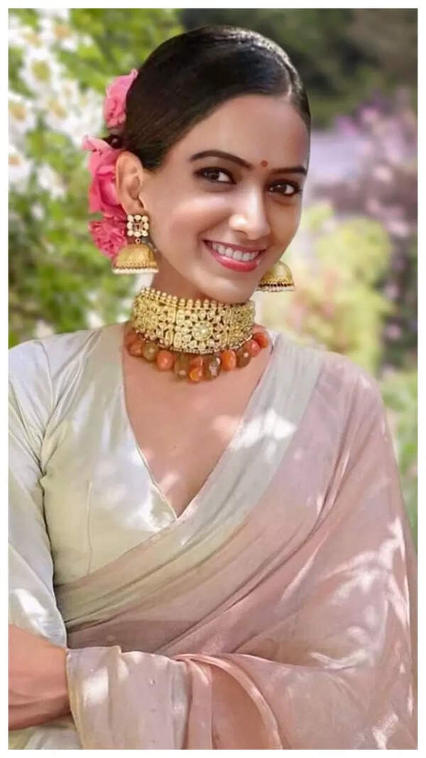 Pallavi Subhash Pictures
