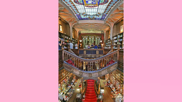 Livraria Lello (Porto, Portugal)