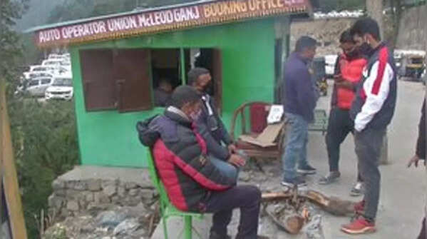 In pics: Dense fog shrouds Dharmshala & surrounding areas