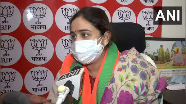 In pics: Mulayam Singh Yadav's daughter-in-law Aparna Yadav joins BJP