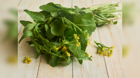 Mustard leaves