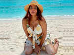 Monalisa's pics from her beach vacation