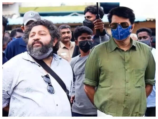 Lijo Jose Pellissery Stills