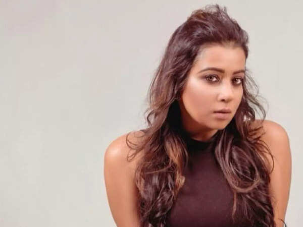 Swathi HV Photos