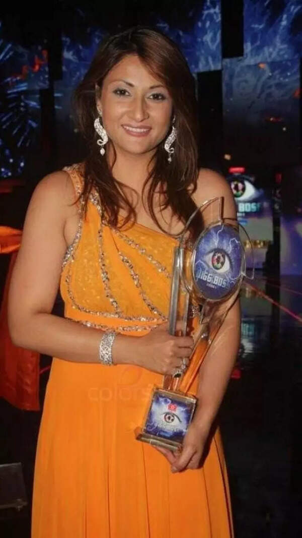 Urvashi Dholakia
