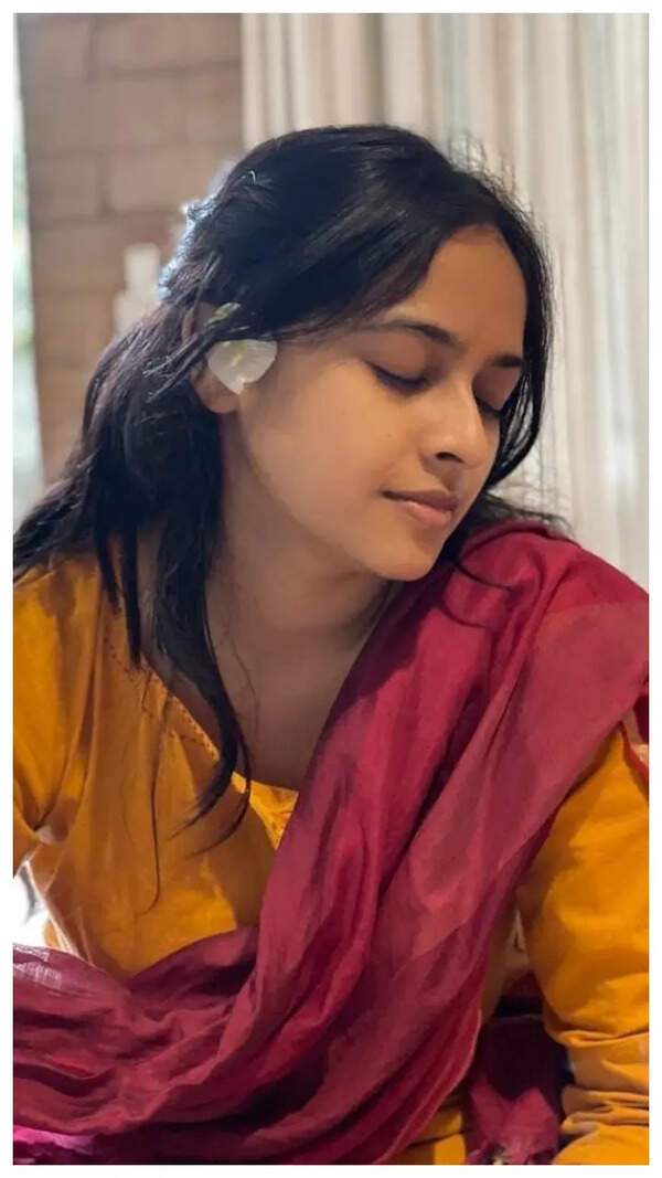 sri divya Images