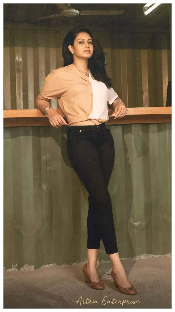 Abhinaya Photos