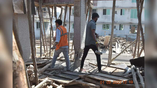 TMC demolishes illegal structure