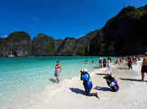 These pictures from Maya Bay will leave you mesmerised!