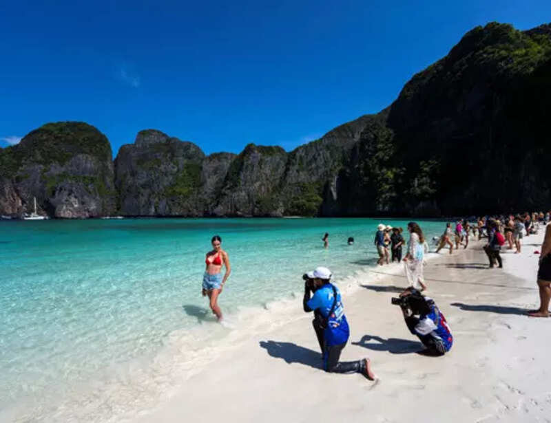 These pictures from Maya Bay will leave you mesmerised!