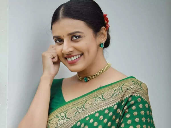 Sithara Wallpapers