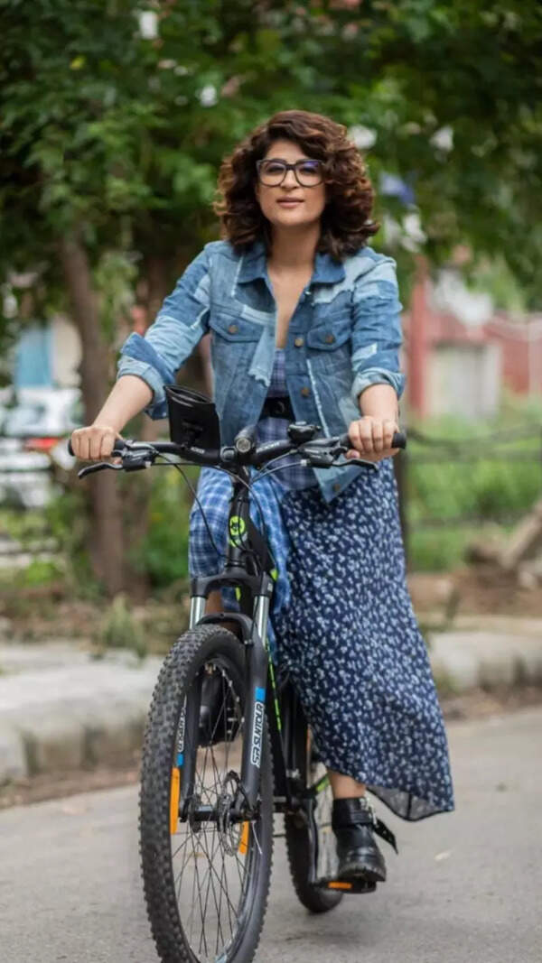 Tahira Kashyap Wallpapers
