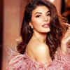Article image for: Intimate pictures of Jacqueline Fernandez and <i class="tbold">sukesh chandrashekhar</i> go viral; Conman defends the actress