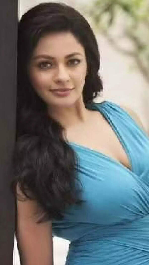 Pooja Kumar Stills