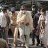 Amitabh Bachchan and Shweta Bachchan arrive at Lata Mangeshkar's residence