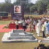Adinath Mangeshkar collects Lata Mangeshkar's ashes from Shivaji Park