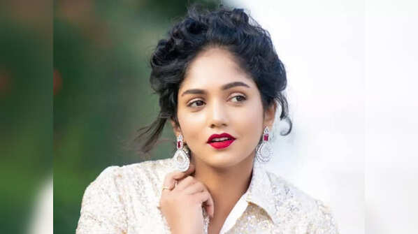 Bhavya Gowda's loud lips